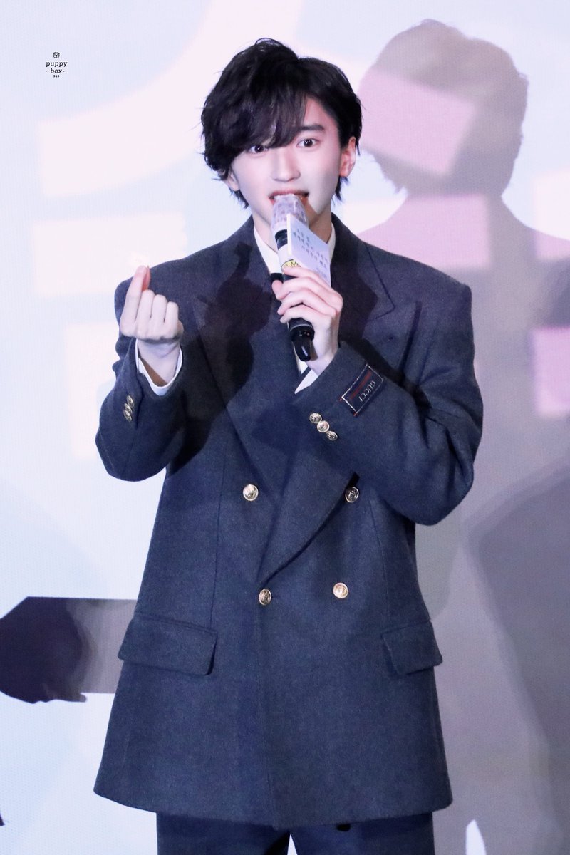 puppybox313's tweet photo. April Fool’s Day

#AprilFoolsDay 
#미치에다슌스케 #道枝駿佑
#나니와단시 #なにわ男子 https://t.co/OEgO4WV4sN
