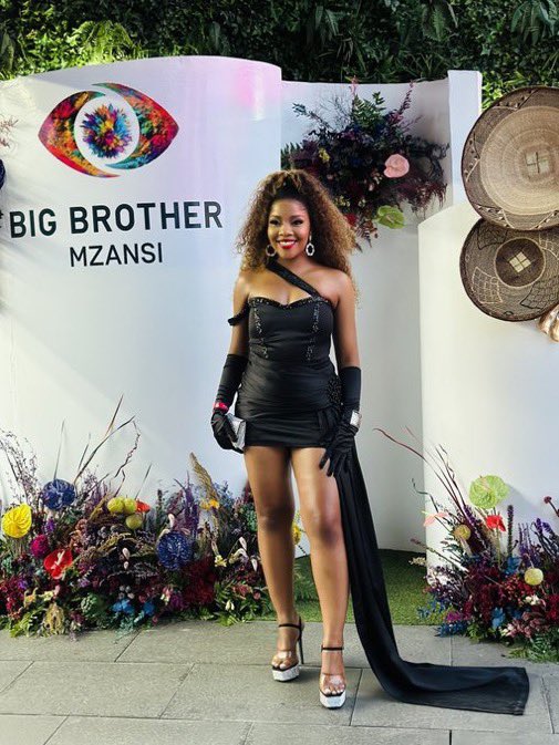 FineFlyGirl's tweet photo. LIEMA THE QUEEN #BBMzansi #Liema https://t.co/FrVD816JJN