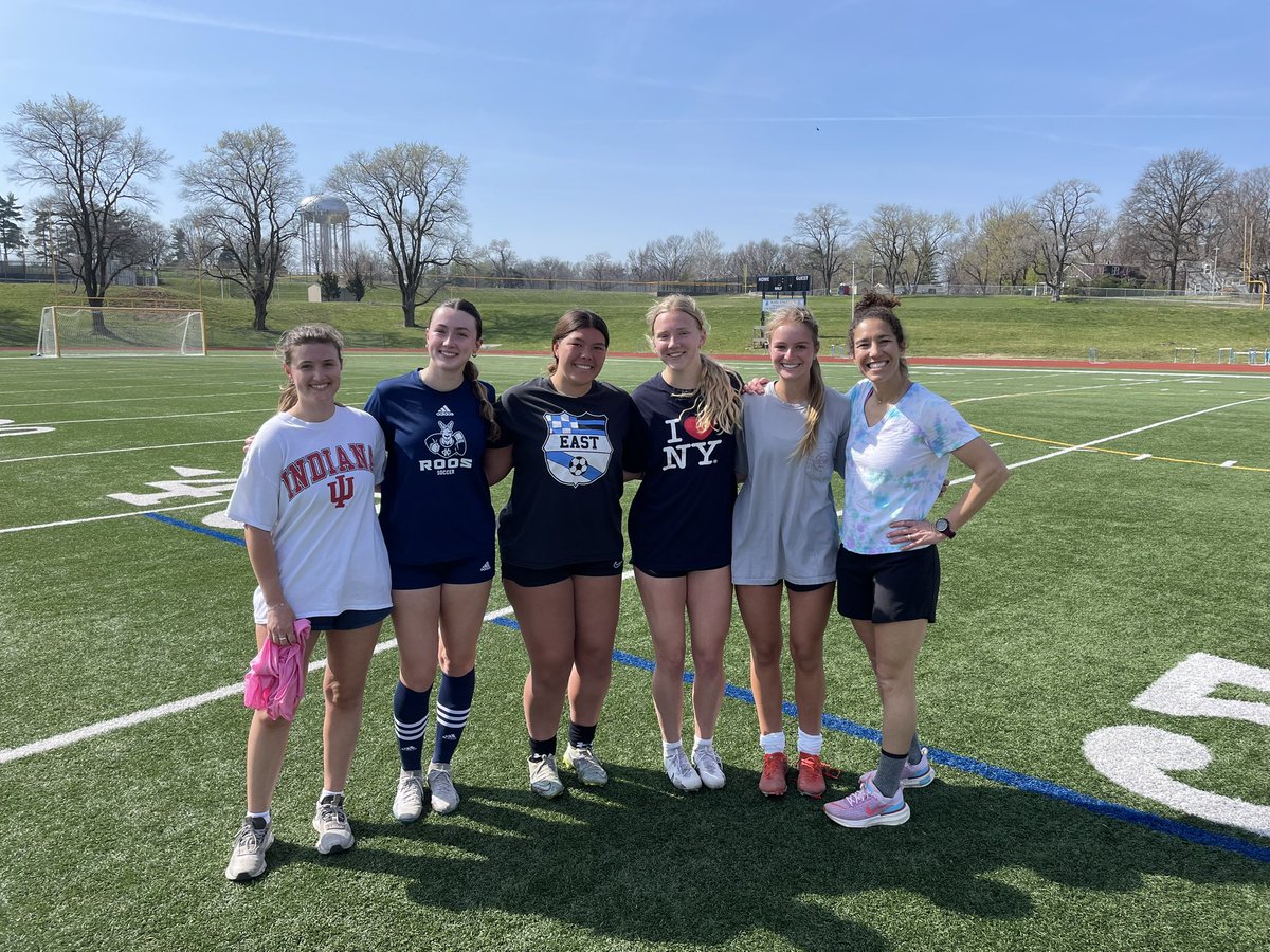 We had a great Alumni game yesterday and great to see our former players! Hope to see even more Alumni next year!
Enjoy the weekend with family and friends and back at it tomorrow to get ready for SMNW on Tuesday at 5:00!