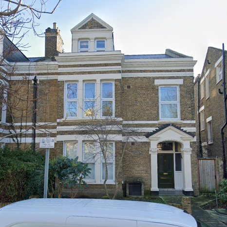 In a bedsit, in this house in Baldwin Crescent Camberwell lived Muriel Spark for 10 years: Ballad of Peckham Rye, Pride of Miss Jean Brodie, The Girls of Slender Means. Unaccountably no blue plaque yet