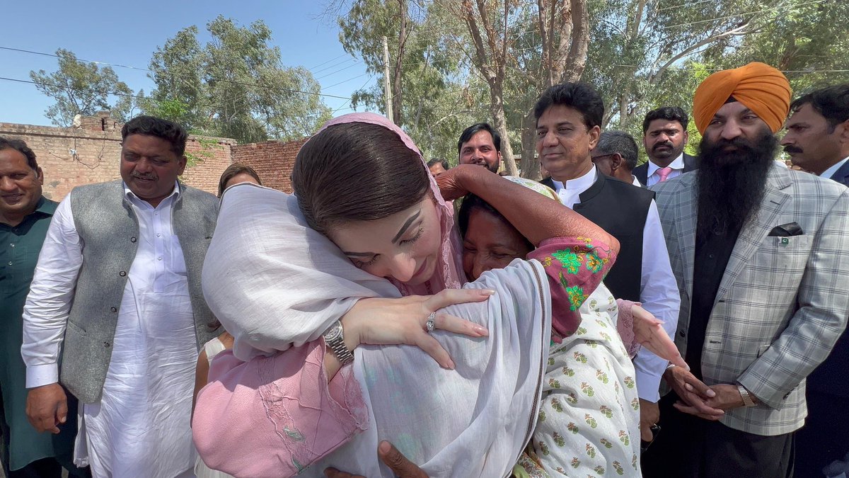 A Sikh Minister, a Muslim CM, hugging two Christian women. Nothing can be better than this frame! The beauty of coexistence and respect for all religions and cultures.