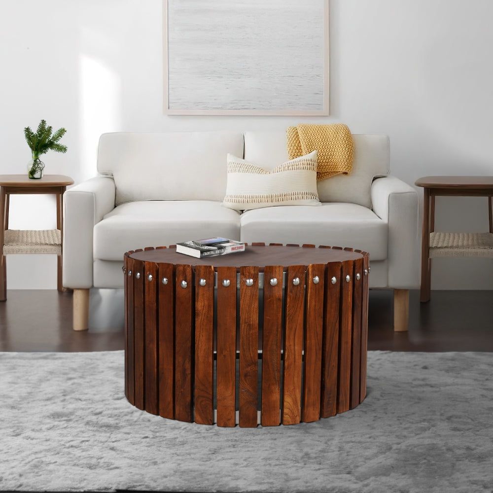 A stylish coffee table perfect for any living room setup. . Shop Now👉 buff.ly/49dvAAV . . omedecor #furniture #coffeetable #interiordesign #livingroomdecor