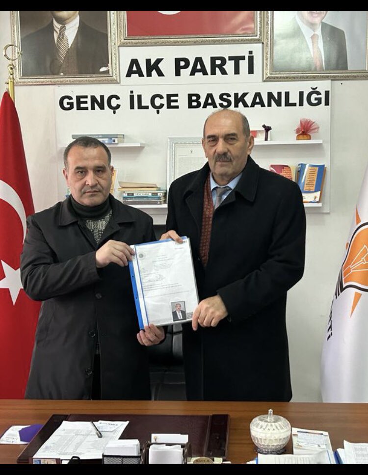 VahapTanik's tweet photo. Genç İlçemizden İl genel meclis üyesi olarak seçilen emekli bürokrat, erdem ve tevazu sahibi akrabam değerli şahsiyet sayın Şefik Orakçı beyi tebrik eder, görevinde başarı ve muvaffakiyetler dilerim. https://t.co/ybSavqeVmc