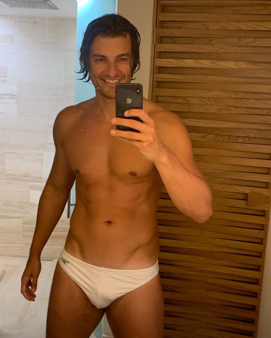 I&rsquo;m selling used underwear and swimwear. You have a unique opportunity to own a piece for yourself. Inquires<a href="/tag/throwback"class="tags"><span>#throwback</span></a>