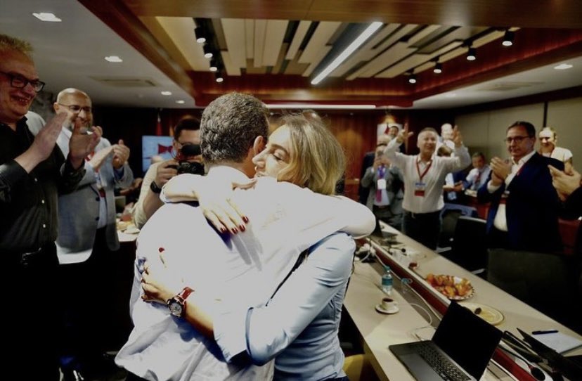 burcuukaracaa's tweet photo. Her şey çok güzel olacak❤️ 

#secim2024
#31martsecimleri 
#ekremimamoğlu https://t.co/dVSRg5snFl