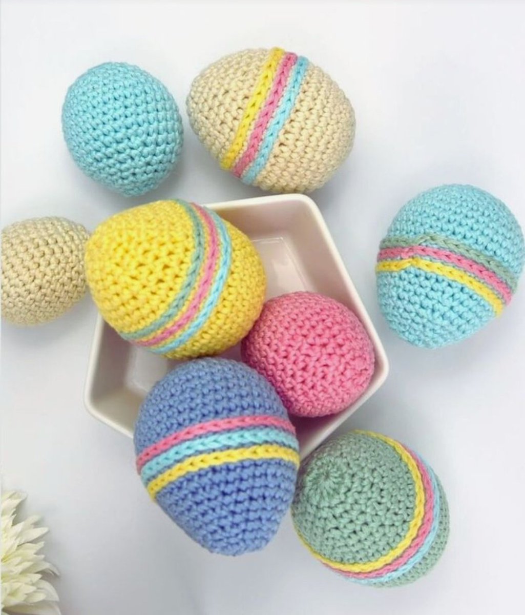 BrieTejidos's tweet photo. Feliz día de pascua 🗿🐰🐣🍭🍬

#marzo #domingodepascua #crocheteaster #colores #conejodepascua #dulces #crochetinstagram #primavera #chocolates https://t.co/ns1MLr4ckt