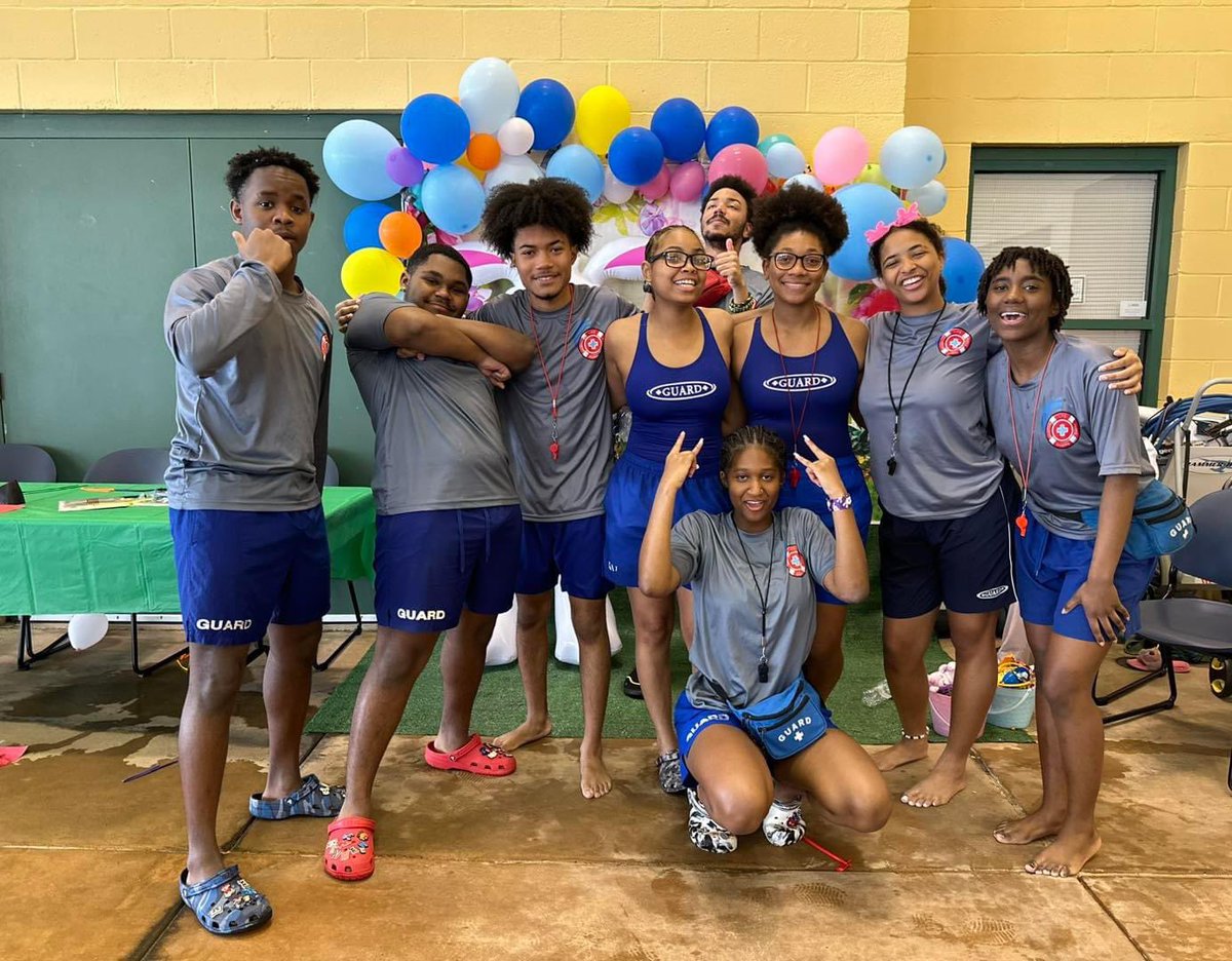 MEM_Parks's tweet photo. Happy Easter! We had an Easter egg hunt with an aquatic twist this month at the Hickory Hill pool. Our Aquatics Department put on an Easter Eggstravaganza filled with games, races, prizes, and more! 🐰 🐣 💦
#memphisparks #bestingreen https://t.co/fxUyeM0vMn