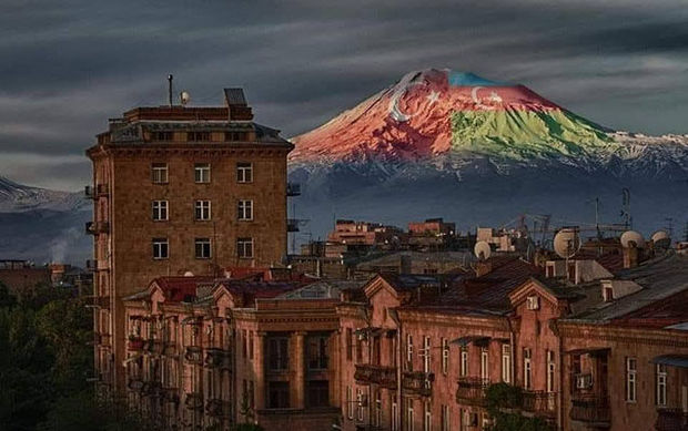 Azerbaijan_BAK's tweet photo. The mountain "Ağrı Dağı" is by no means "Ararat"...
The separatist tribe does not cease to claim the territories of its neighbors, constantly passing them off as their lands and misleading the world community...
🇹🇷📍#Turkey 🇹🇷📍#Turkiye 🗻 #AgriDagi #AğrıDağı #Azerbaijan #Azərbaycan #AzərbaycanTürkiyə #BirMilletİkiDevlet #TekMilletİkiDevlet #ArmenianTerrorism #ArmenianAggression #terrorism #Terror #armenianterror #armeniaisterrorstate #ArmenianLies #ArmenianVandalism #ArmenianSeparatism #disinformation #FalsificationofHistory #misrepresentation #WarCrimes #ArmenianWarCrimes #CrimesAgainstHumanity
