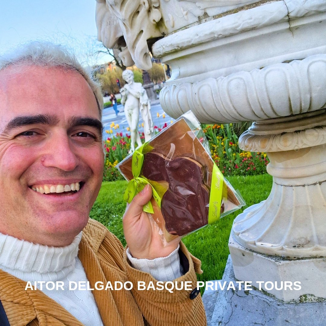 So grateful with my #privatetour guests in #SanSebastian today. We enjoyed a lot and they were so kind to take me this #EasterChocolate 🐣🍫
#BasquePrivateTourGuide #SanSebastianTours #SanSebastianPrivateTours #BasqueDayTours #MultigenerationTours #BasqueTours #BasqueLife