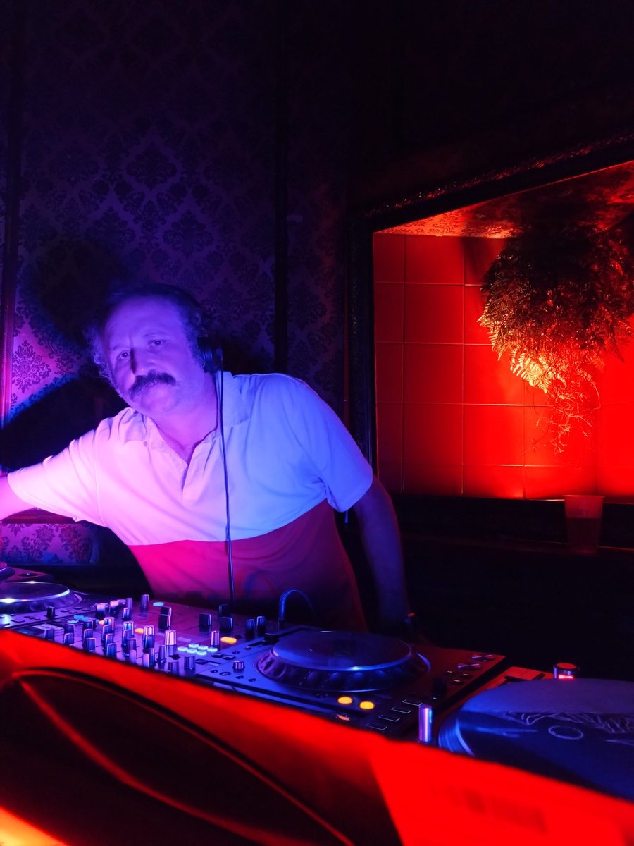 CHANSONRomain's tweet photo. Bye bye Kitcheners, 2nd oldest bar in Joburg, we loved you so much. The moustache guy is playing disco - techno on vinyl 🥰 https://t.co/69ZizqcLJX