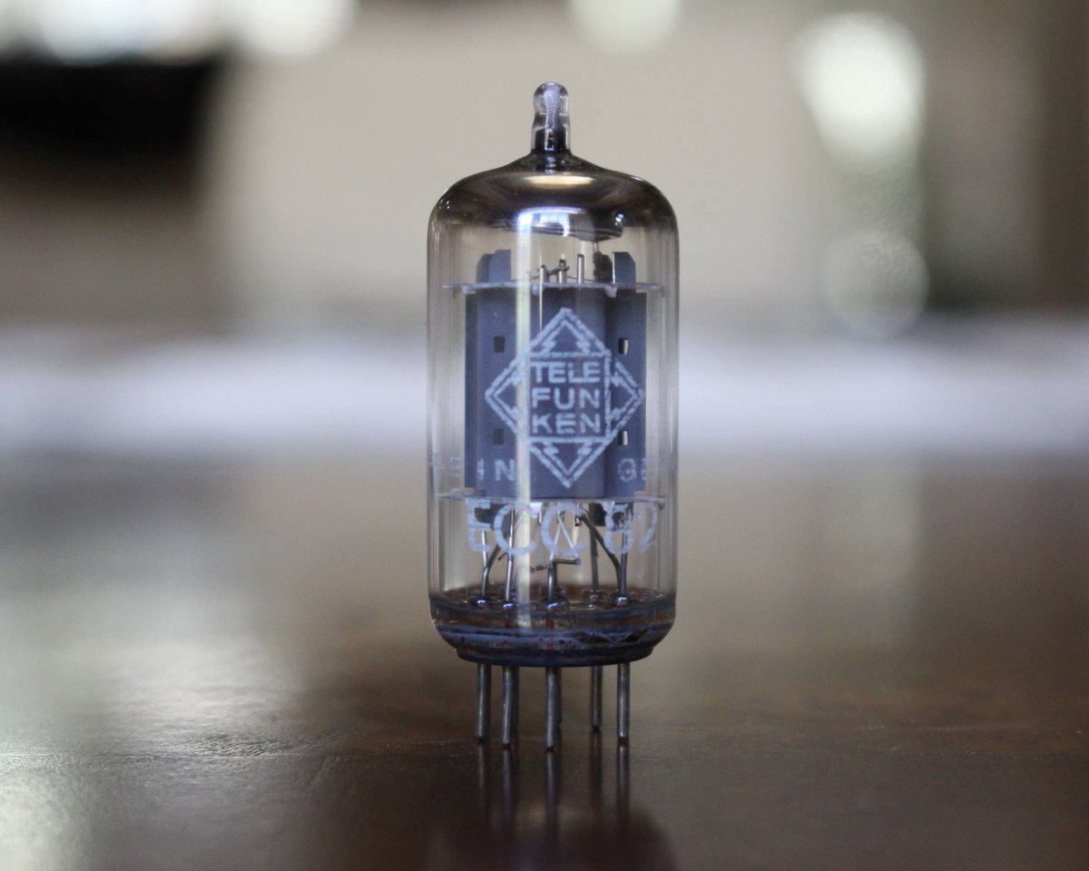 VTubeAudio's tweet image. Telefunken ECC82 1964 - Smooth Plate / O Getter / Diamond / 100% NOS / Balanced Tube, GO HERE &amp;gt;&amp;gt; rvrb.io/1964-ecc82-9jn…