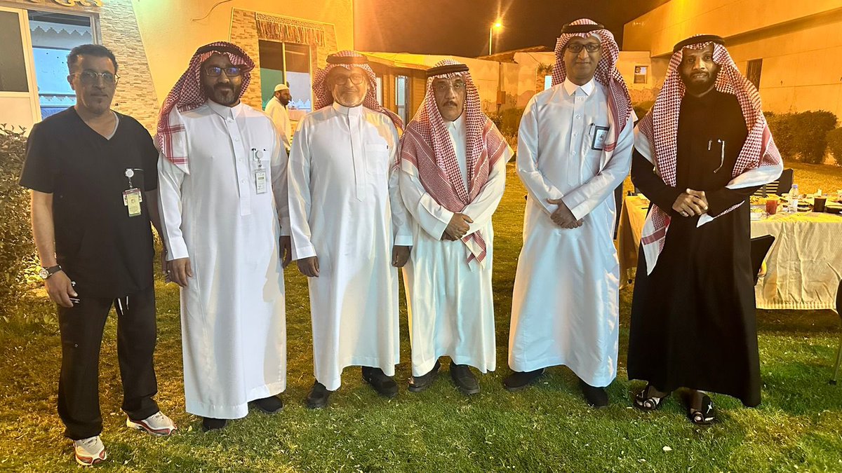 #دعوة 

تلقينا دعوة كريمة
من جمعية إحتواء
<a href="/alfsamorg/">جـمعـيـة احتواء</a> 

للإفطار الرمضاني
في مجمع إرادة ( الأمل )

فكم نحن في قمة السعادة
وغاية الفرح والبهجة 
بهذه الدعوة الكريمة
في الشهر المبارك
والعشر الآواخر
الذي قدمته جمعية إحتواء
في مجمع إرادة ..

فلقد رأينا ما يبهج الخاطر
ويسر الناظر من