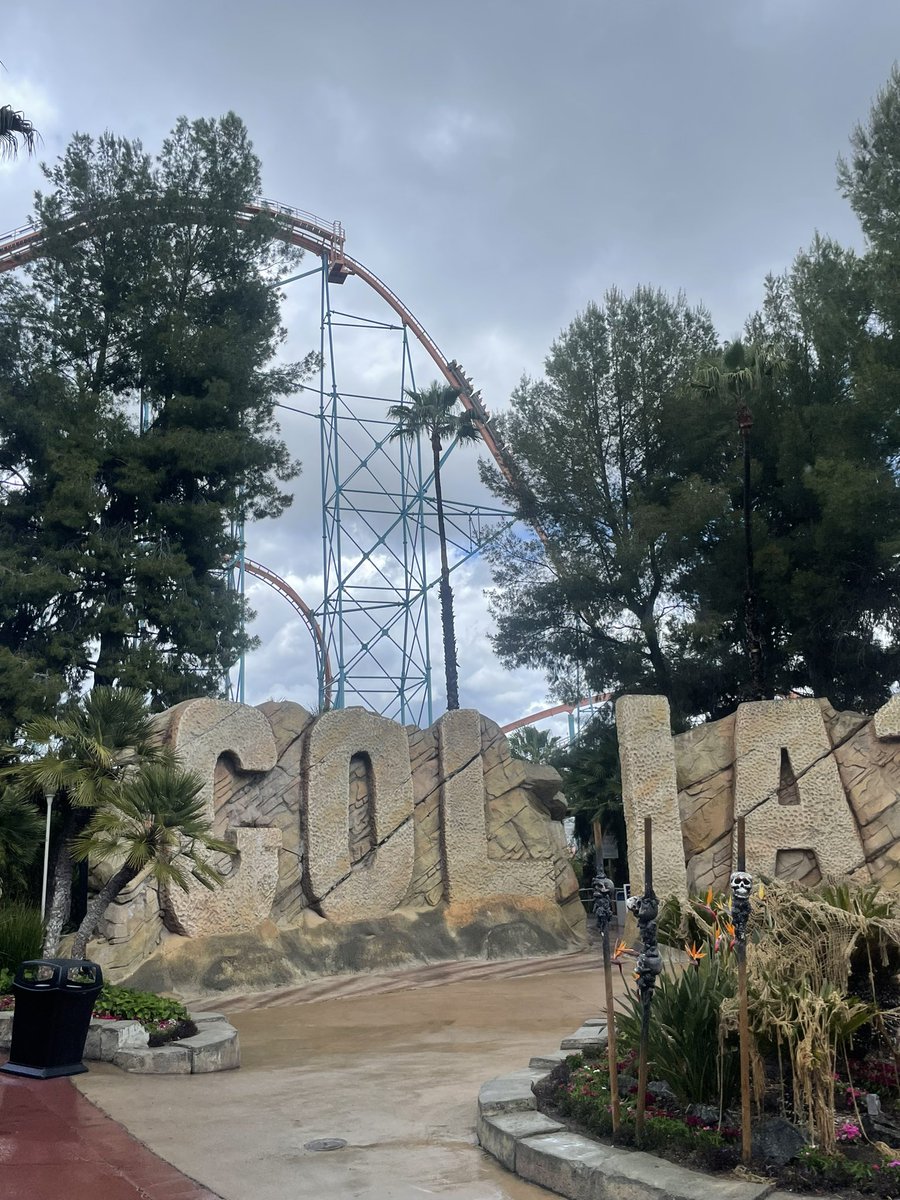 coasterchatpod's tweet photo. Goliath 🎢🎢🎢🎢.5 https://t.co/BFZDH7TS7n