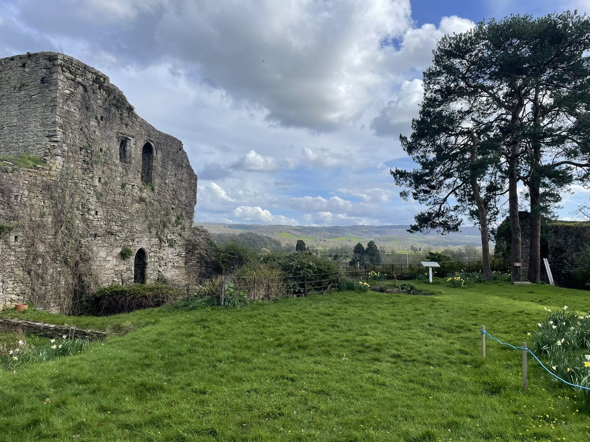 Honoured to be invited to speak yesterday for the Usk Castle Friends In Monmouthshire, along with the esteemed Liz Herbert McAvoy and Emma Cavell. There was also a very friendly resident black cat at the castle who followed us (no - *showed* us!) around for the entire duration!