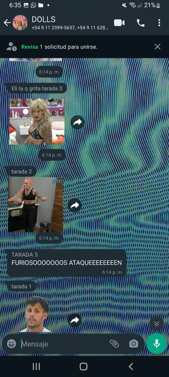 dustangls's tweet photo. Hay una nena de 13 años que hizo un grupo de las chicas (CFVPZ) y esta gente no para de mandarle mensajes. 
Está angustiadisima. Se puede ser tan monos por fanatismo? ASCO. 

Eli, hermana, sos grande. Dedícate mejor a gritar y no hostigar a pibas menores por un GRUPO. https://t.co/6MIdluSrMS