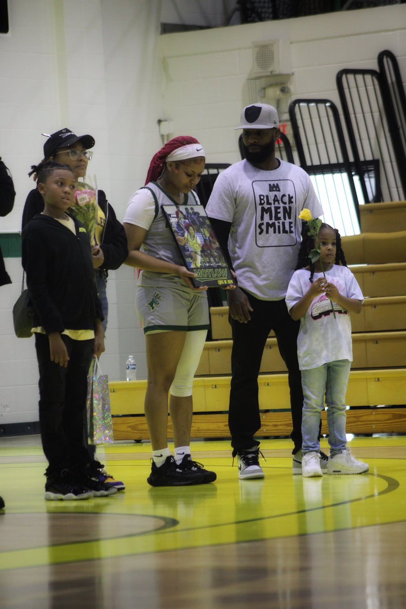 Ja’Mya Gooch (@myaabrene) on Twitter photo 