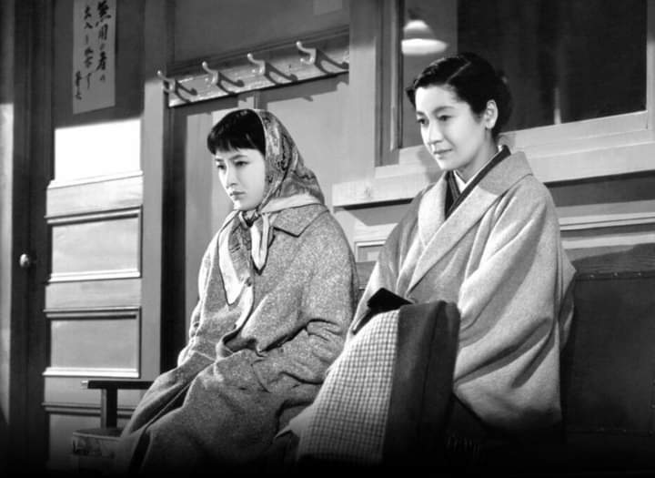 Continua su Rai3 su #FuoriOrario lo speciale "Ancora e sempre Ozu". Questa notte alle 2.45 andra in onda "Crepuscolo di Tokyo" (1957).
Seguite gli aggiornamenti sui #Film asiatici in #TV e seguiteci anche sugli altri social! Lo Staff di #AsianWorldIT vi augura una Buona Pasqua!