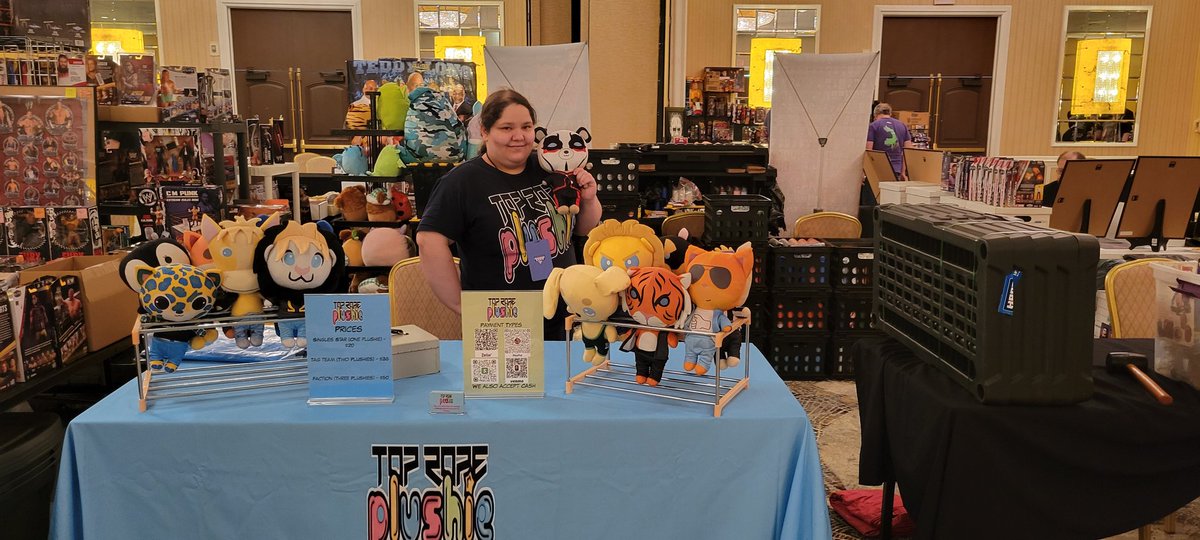 And after a long ride back to sweet home Chicago, Top Rope Plushie's first trip to Squared Circle Expo is in the books! Thank you to everyone who stopped by our table and bought plushies. Your support will help with the next chapter of our business. Until next time, Indianapolis!