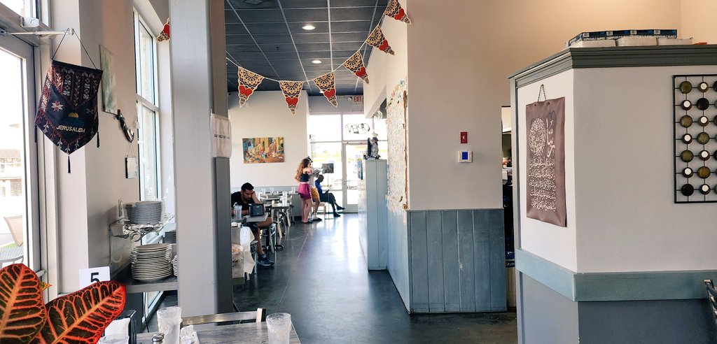 JoseDAlvarez's tweet photo. The University City area and its culinary scene make me happy! #SupportLocalCLT https://t.co/KgBxWQOjSN