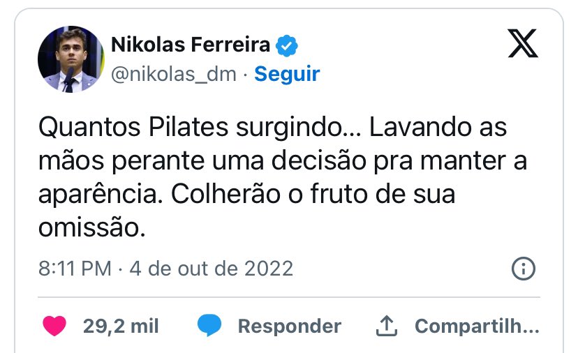 DistopiaBrazil's tweet image. Eis o presidente da comissão de educação da Câmara de Deputados
"Pilates" 
Ai que Burro! Dá zero pra ele!