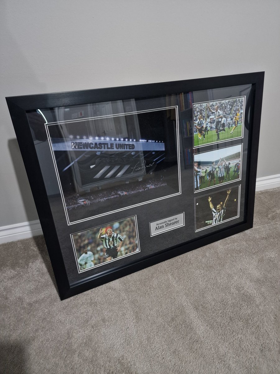 DanStonehouse's tweet photo. Please retweet! I bought this  Shearer signed boot at the auction on the Meet and Great night with Alan Shearer at the opera house recently. Unfortunately is doesn't fit where I wanted and shame to not be up on a wall or in a bar its too good a piece. Paid £600.00 wanting £400.00 https://t.co/NjStpXNDcs