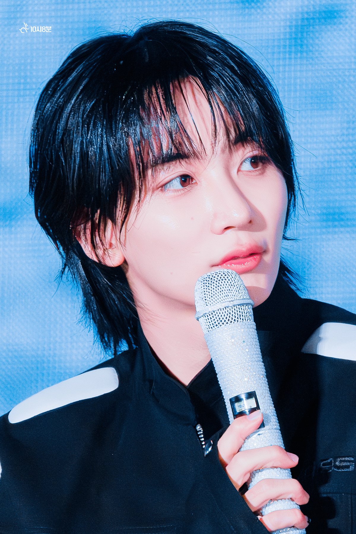 FOLLOW AGAIN 来場者限定 福岡 Weverse ジョンハン ₁₀₀₈ on X: 