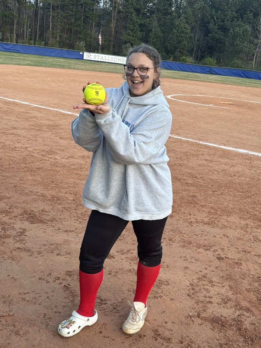 We get to celebrate one of our students a 2nd time in 10 days! HS Junior, Natalie Gardner, took one out today at her HS game for the Cabarrus Stallions! Way to go Natalie! 💪🥰💪