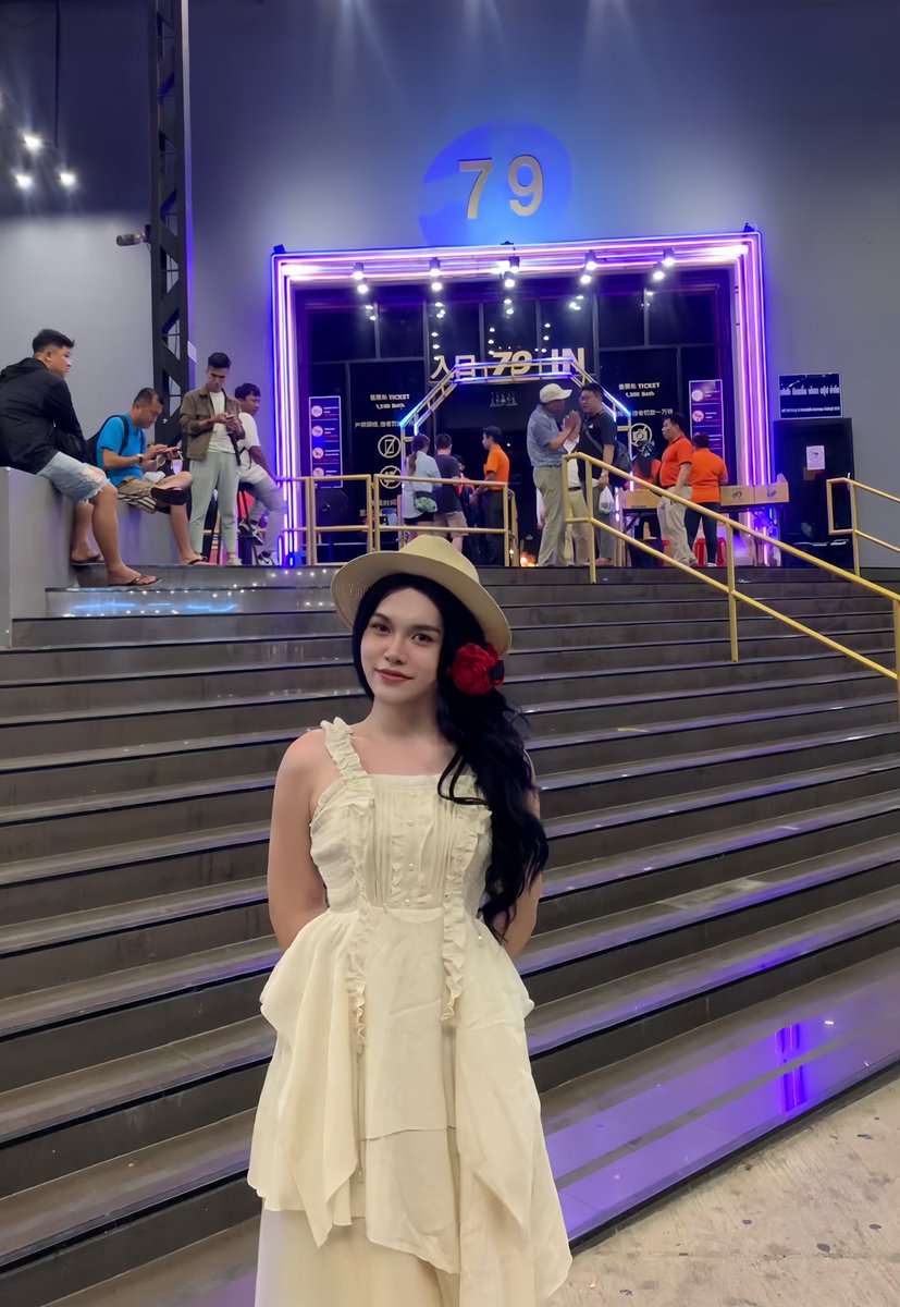 T000816's tweet photo. #芭提雅 #女装大佬 
𝘽𝙖𝙣𝙜𝙠𝙤𝙠 ｜假期🇹🇭
水上市场 沉浸式夏天🌞 https://t.co/SK5IK89idL