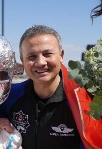 Türk Milleti'nin parasıyla uzay'a gidip,aqp'liler tarafından gezdirilen "gezen tavuk"pardon "gezen astronot" acaba bundan sonra ne yapacak?
#secim2024