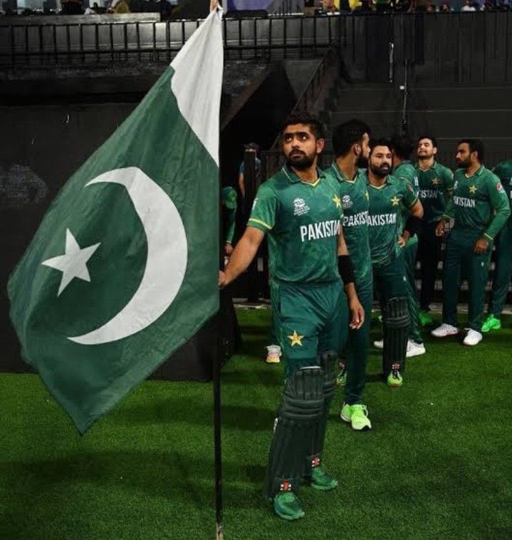sabulous56's tweet photo. #OneNationUnderBabar
#OneTeamOneDream
#BabarAzamIsMyCaptain
#FullSupportBabarAzam
#BabarAzam
#WelcomeBackCaptain https://t.co/EatOSp1JUd