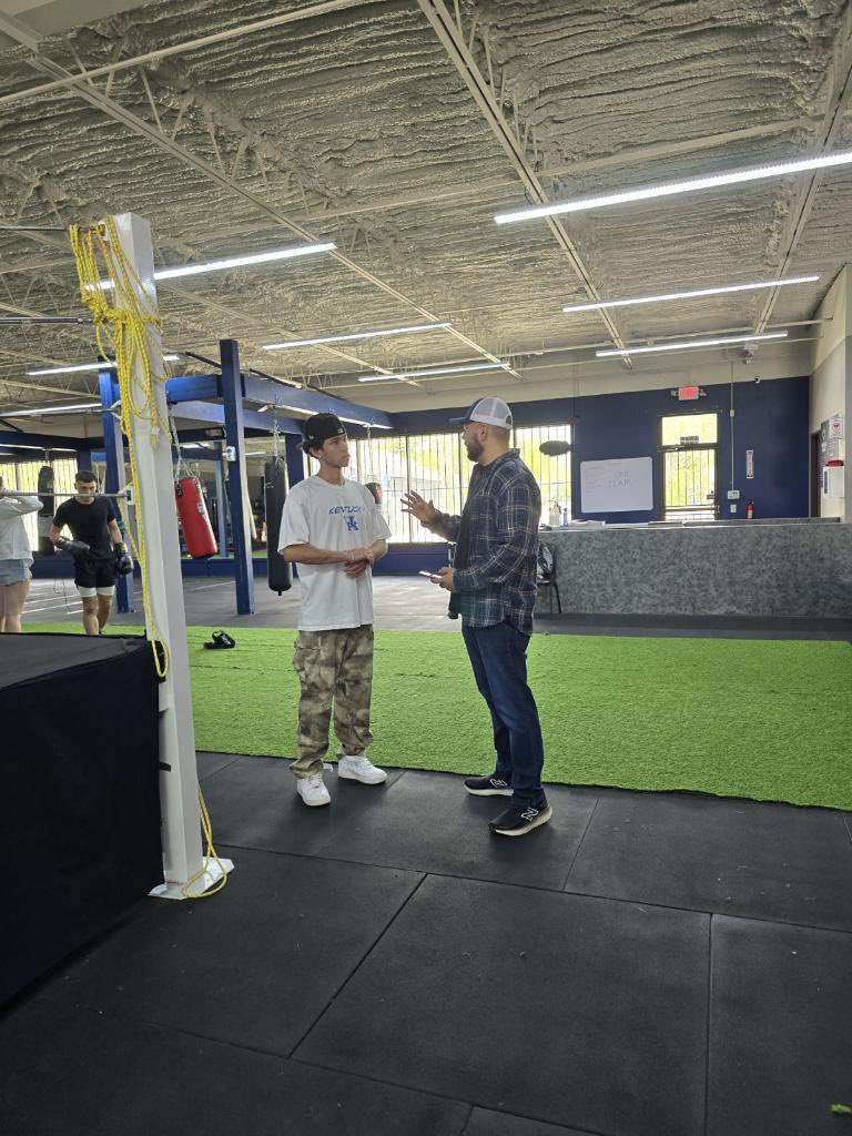 BoxUpNation's tweet photo. behind the scenes of the Barric Boxing photo shoot at ring of hope #southdallas #boxing #boxupnation https://t.co/iBe0aX3HPB