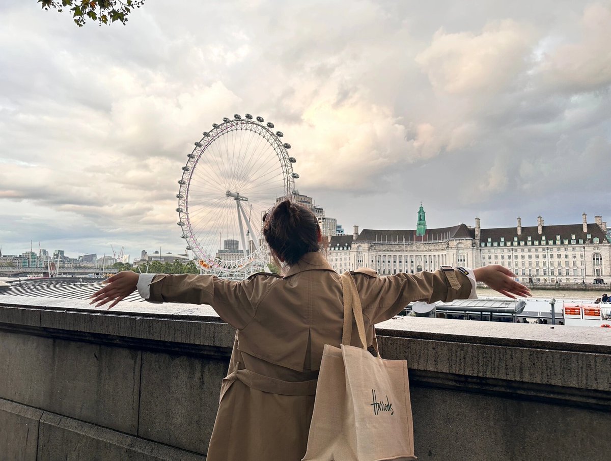 aRazzz_'s tweet photo. Before sunset will always love London💜 https://t.co/cayulNUwjq