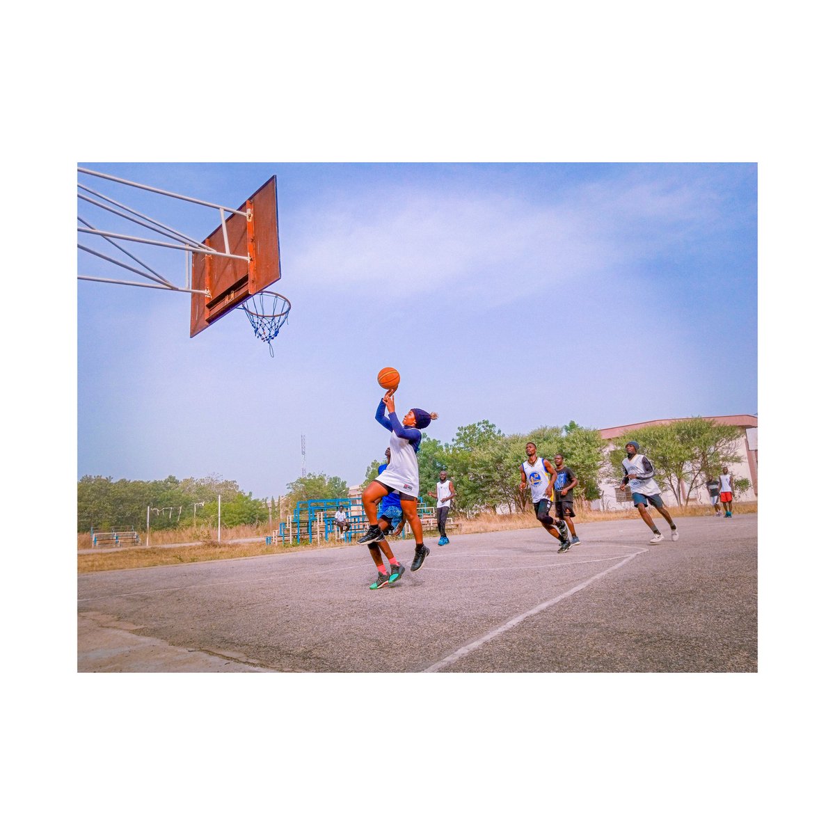 mrbellydeen's tweet photo. The more I snap, The more I fall in love with sport Photograph.
Ya Allah In the next few Years I wanna see my self outside the country Photographing Big clubs 😖😖 https://t.co/YyVUNW8Lv5
