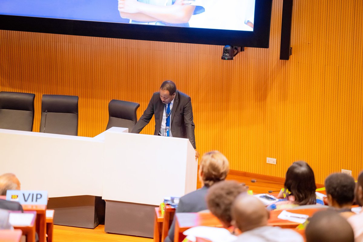 E3 International tweet media