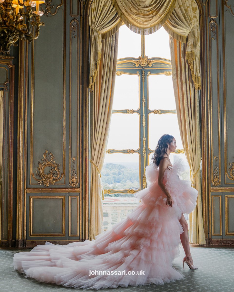 FilterPixelHQ's tweet image. Meet @johnnassari : A visionary, Best Photographer and Best Videographer at Bridelux UK to being shortlisted among London&apos;s top wedding photographers, John&apos;s talent is unmatched! 
🎉Excited to welcome him as our newest brand advocate! #brandadvocates #filterpixel #photographers