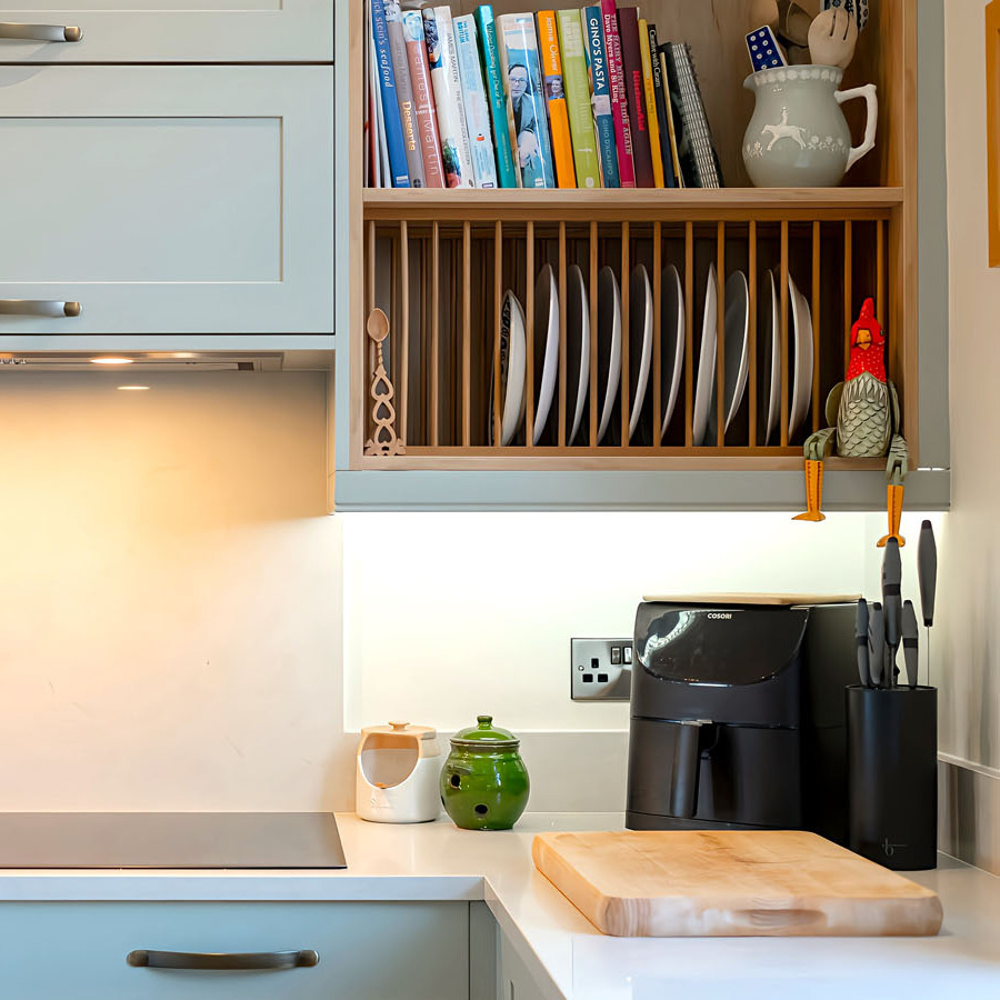 KitchenUKLTD's tweet photo. 🌿💚 Unveil the natural allure of our Aldana Sage Green kitchen. Solid wood Shaker design that speaks volumes in subtlety. Explore the gallery for a breath of fresh elegance! #NaturalElegance #AldanaSage #KitchenDesign #KitchenInspo #kitchen #kitchenrenovation https://t.co/UDTbwuwCEE