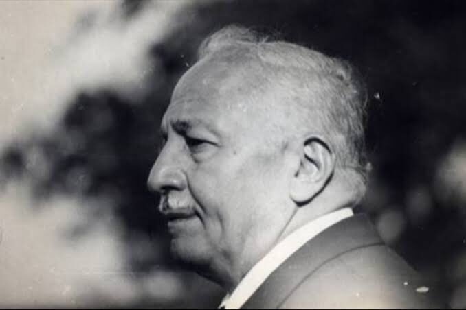 SercanErdogan's tweet photo. Hem Sinoplu, hem İTÜ Makinalı, hem de avenger. Biz aslında iki değil tek kişiyiz. https://t.co/uf6bg8Fc1Y