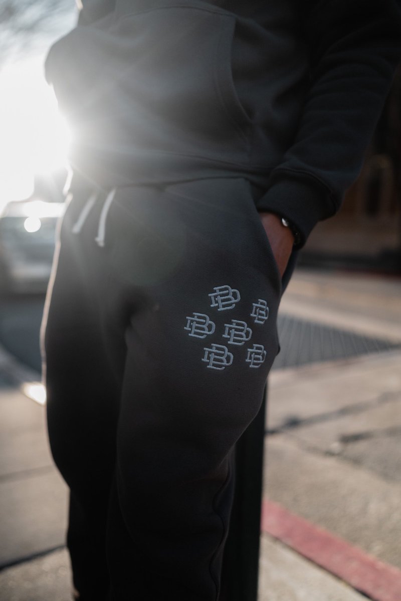 BeyondDeadstock's tweet photo. Beyond Deadstock Sweatsuits Drop next week, are you copping? https://t.co/ki2Td6Olz7
