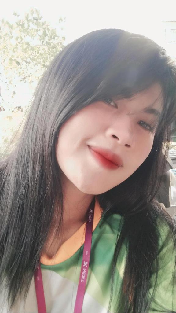 อยากลองมีโลกสัก3ใบ เพราะสองใบเคยมีแล้วมันไม่สนุก😅😅 #สาวปั้มบางจาก #คนไม่สวย #เด็กตัวดำ