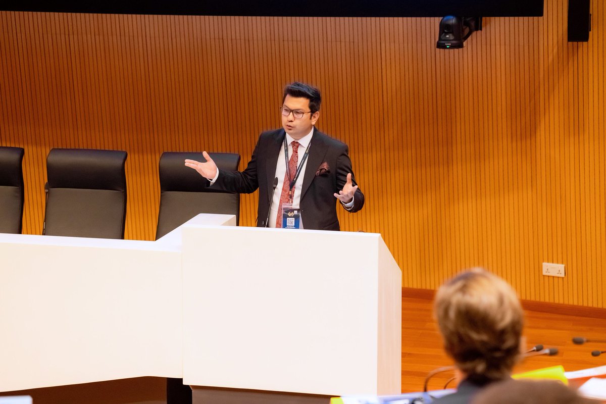 E3 International tweet media