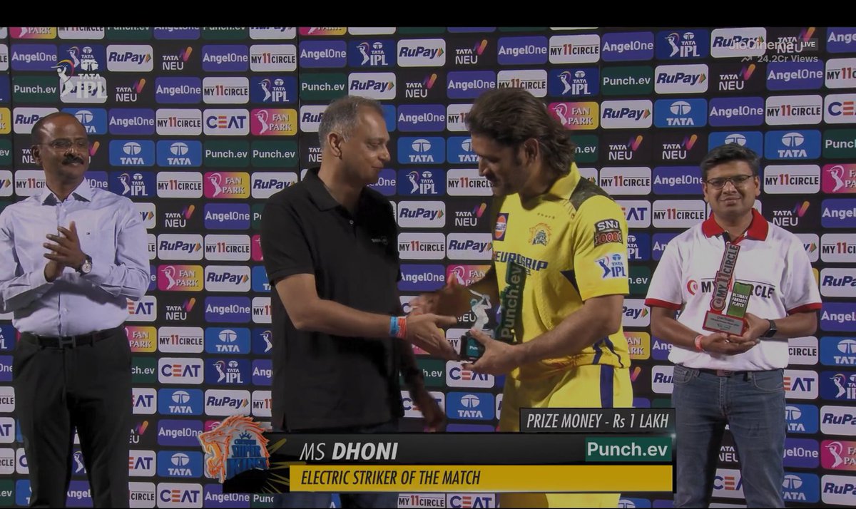 MS DHONI WON THE BEST STRIKER OF THE MATCH. 🔥