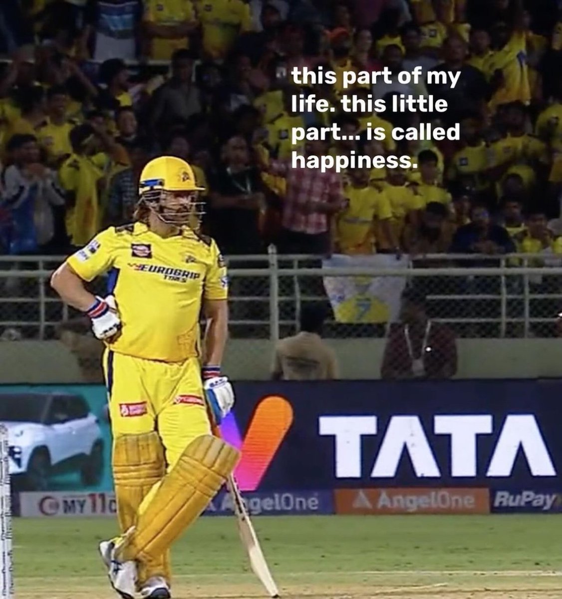 ItzThanesh's tweet photo. Love you thala @MSDhoni 💛✨ https://t.co/baReToLXmU