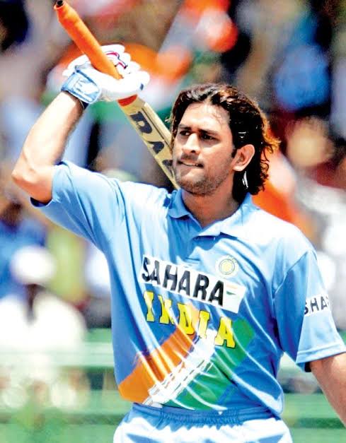 pawarsagar07's tweet photo. 2005=2024
Thala turning the clock back ! 
#DCvCSK #Dhoni https://t.co/GLolqtPtHK
