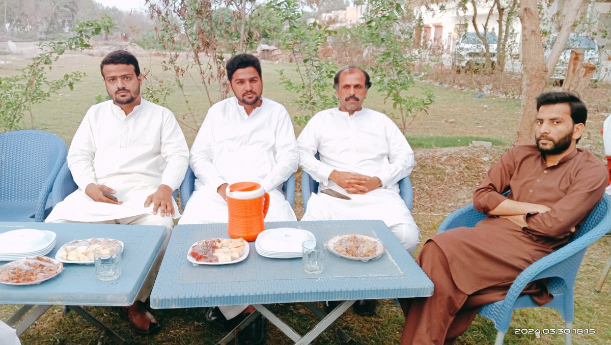 Dilshad_Goraya's tweet photo. وہاڑی: میاں زیشان نواز ایڈووکیٹ (چیئرمین پاسبان ڈیموکریٹک موومنٹ) کی جانب سے "پاسبان افطار ڈنر" میں شرکت
#PP233 https://t.co/CtfiRaiUAL