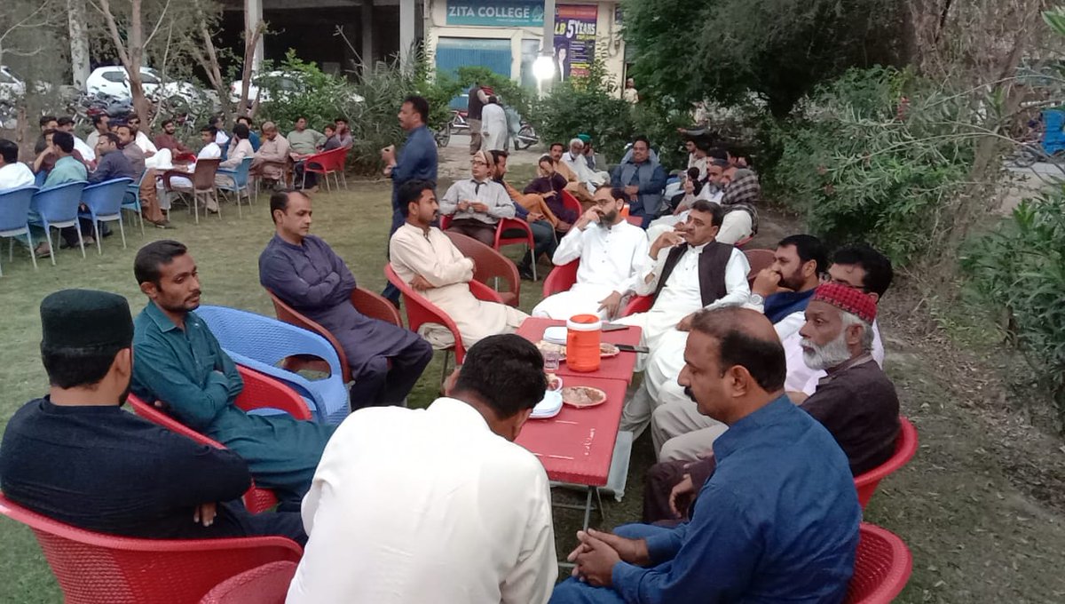 Dilshad_Goraya's tweet photo. وہاڑی: میاں زیشان نواز ایڈووکیٹ (چیئرمین پاسبان ڈیموکریٹک موومنٹ) کی جانب سے "پاسبان افطار ڈنر" میں شرکت
#PP233 https://t.co/CtfiRaiUAL