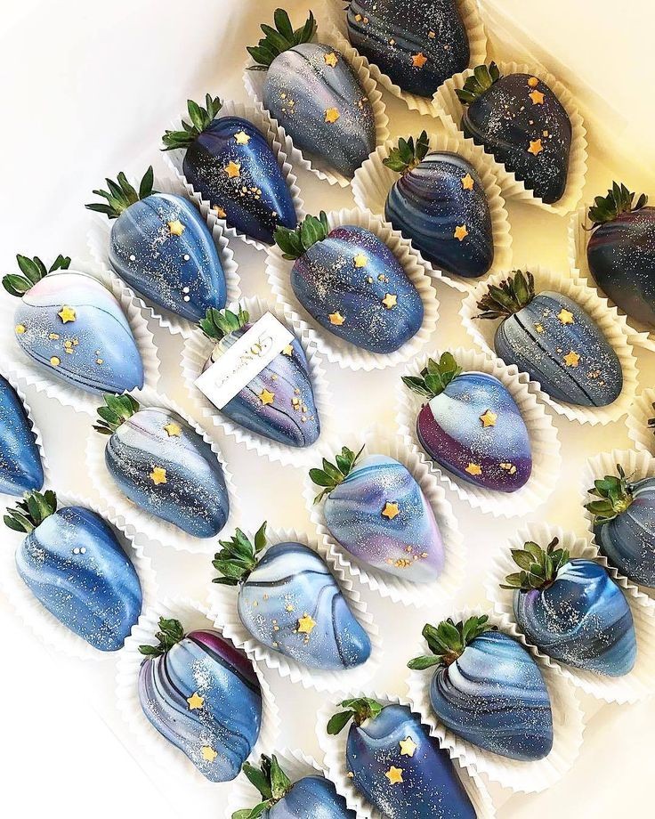 snakeinmyspine's tweet photo. How does pintrest see you?
🌙Fashion
🌙Pantone
🌙Mood
🌙Food https://t.co/ebg6itQUm4