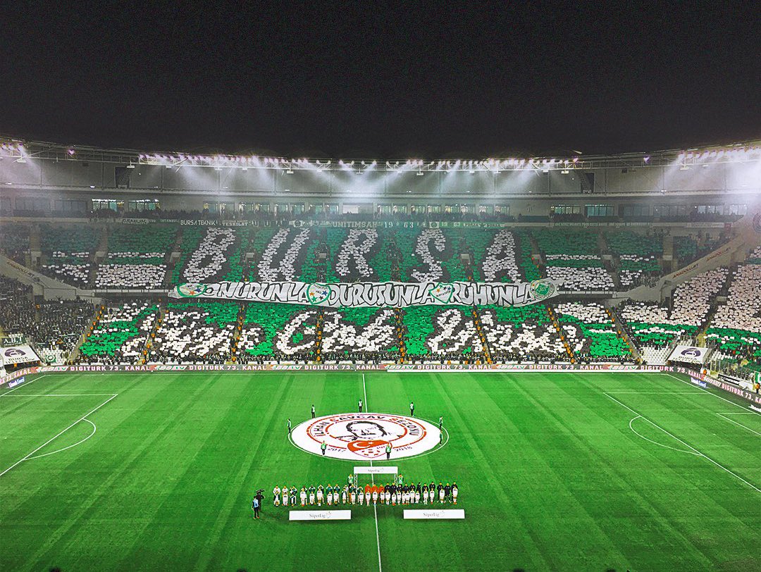 Bursaspor’u görmezden gelenlere en güzel cevabı Bursa kenti vermiştir. Siyasiler gider , atkılılar kalır 🐊 #Bursaspor