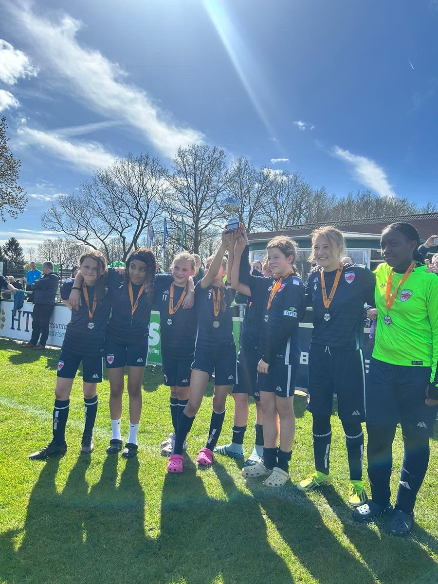 AFCLeytonClub's tweet photo. The U13โs lifting their well deserved trophy, finishing a solid 4th place overall. A great performance from the girls, lots of hard work against some great competition from across Europe. Great achievement ๐
#AFCLeyton #LPS #EasterOpen #LeytonOnTour #U13s https://t.co/NHlxQsw3sZ