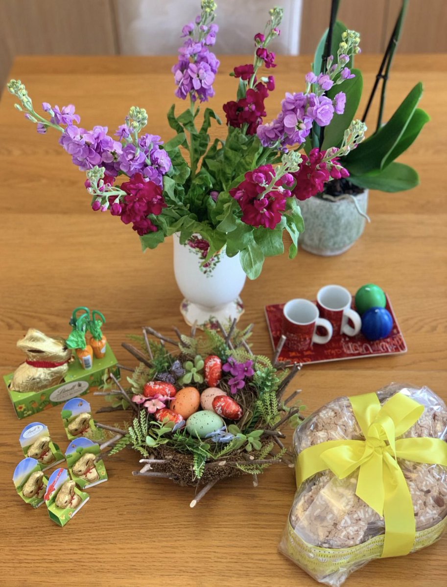 🐣🐰Happy Easter to all who celebrate! Every spring, my Italian friends send us a traditional Easter dove cake, known as 'Colomba Pasquale” - a symbol of peace and love 🌿🕊️
