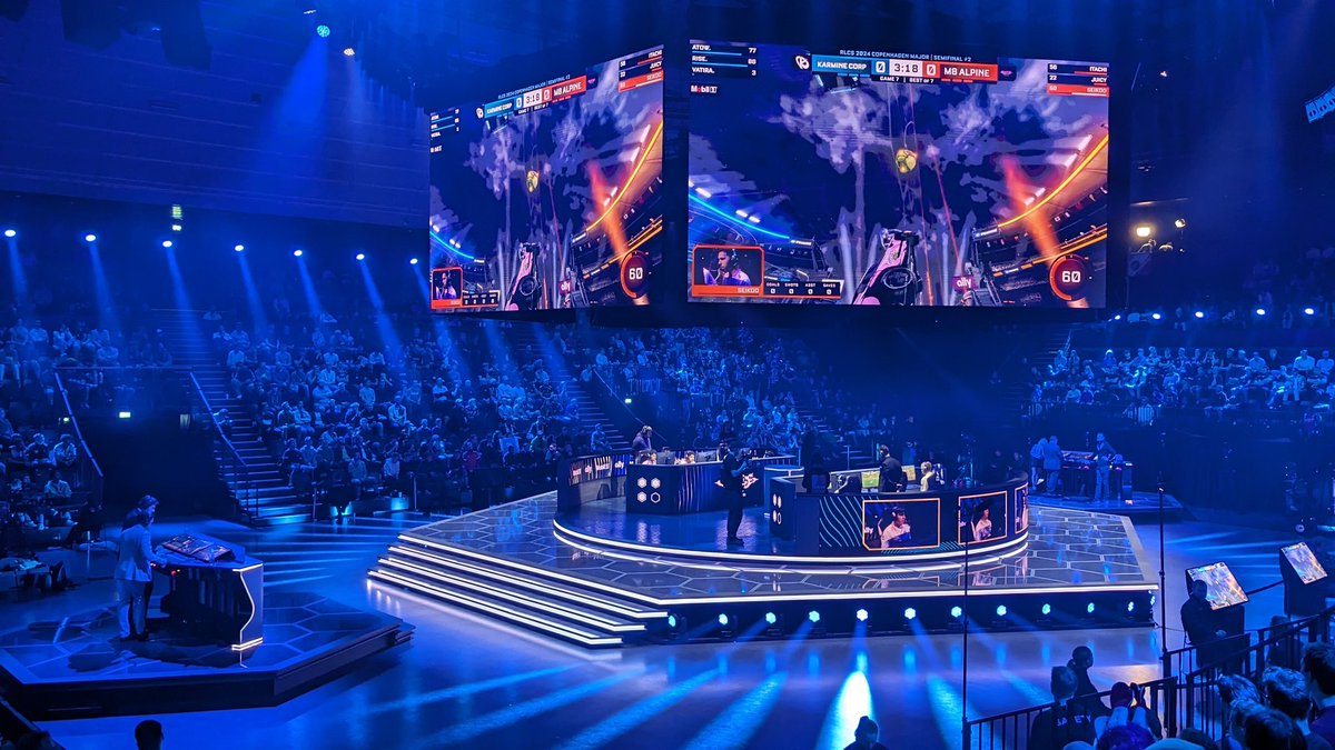 From one Major to another... Absolutely amazing setup here. 

#RLCS